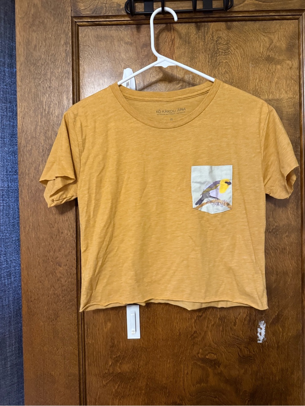 Ko Olina Suna Mustard Yellow Crop Pocket Tee
